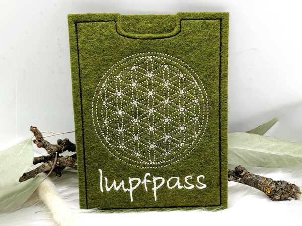Impfpasshülle Blume des Lebens - ITH-Stickdatei